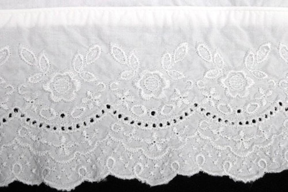 Vintage Embroidered Lace Crisp White Cotton Flat Sheet Full Size 80 x 96 Double